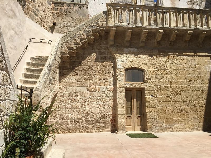 Corigliano dʼOtranto Historia- Dimore Corte Chiesa מראה חיצוני תמונה