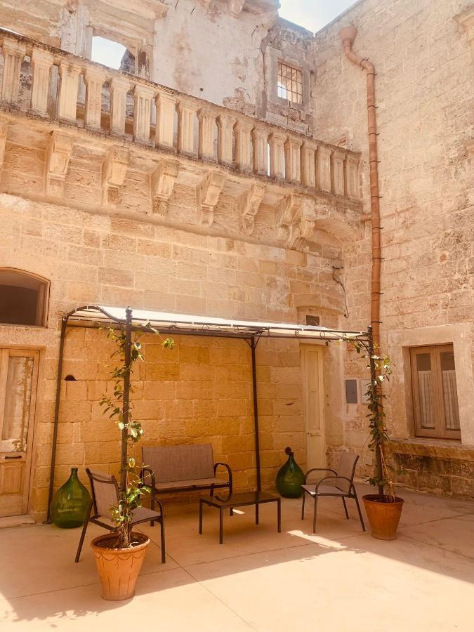 Corigliano dʼOtranto Historia- Dimore Corte Chiesa מראה חיצוני תמונה